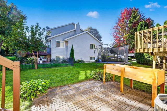3165 Edmonton Drive, Sun Prairie, WI 53590