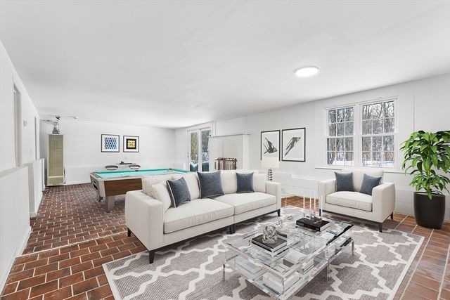 149 Moncrief St, Brockton, MA 02302