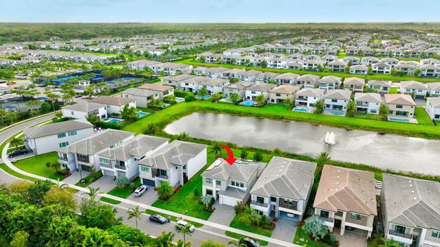 8080 Laurel Falls Drive, Boca Raton, FL 33496