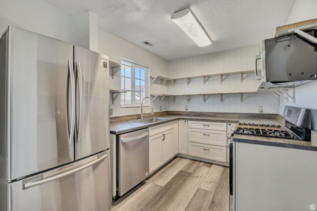 Image 9 of property listing at 198 N 860 W, Spanish Fork, UT 84660