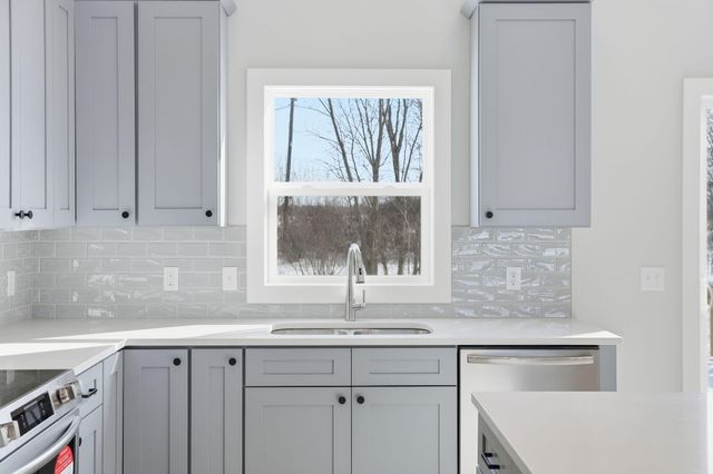 3630 Tulipleaf Drive, Holland, MI 49424