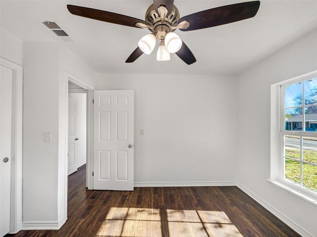 6132 Sundown Drive, Fort Worth, TX 76114