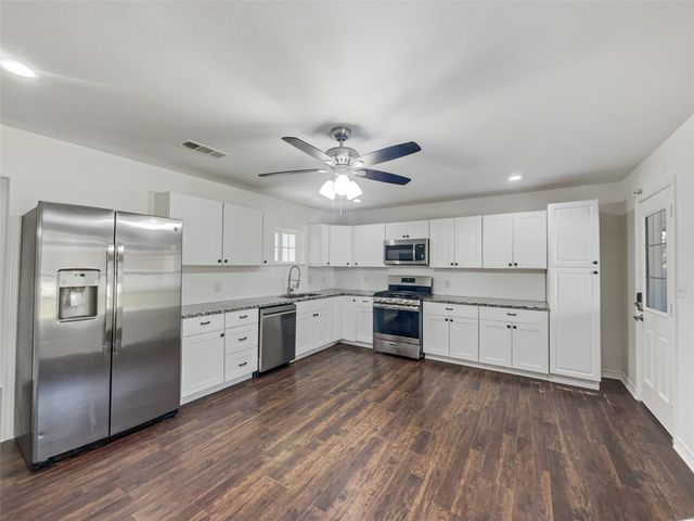 6132 Sundown Drive, Fort Worth, TX 76114