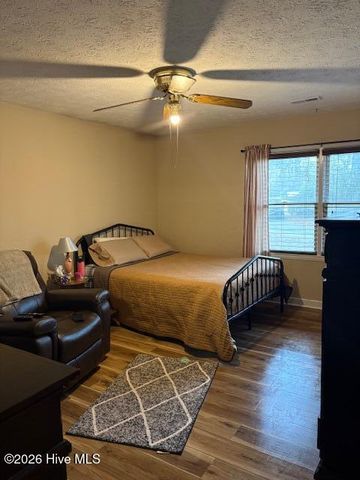 195 Persimmon Road SW, Calabash, NC 28467