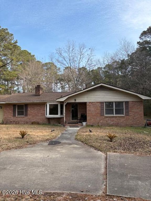 195 Persimmon Road SW, Calabash, NC 28467