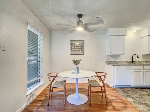 7000 Lincoln Drive, North Richland Hills, TX 76182