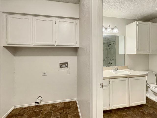7000 Lincoln Drive, North Richland Hills, TX 76182