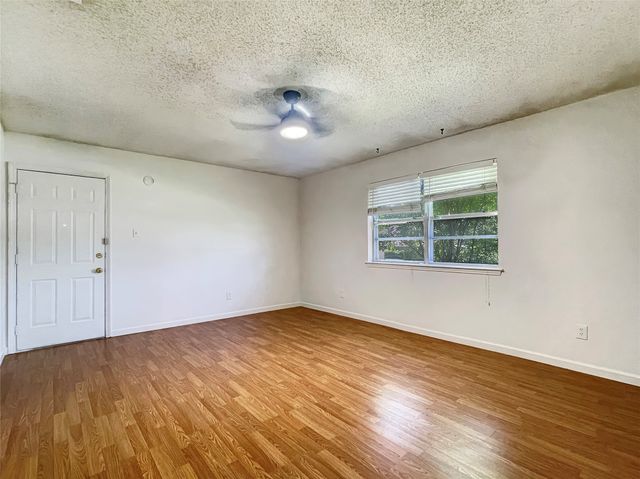 7000 Lincoln Drive, North Richland Hills, TX 76182