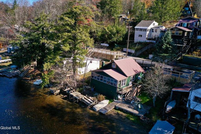 31 Main Street, Greenfield, NY 12850