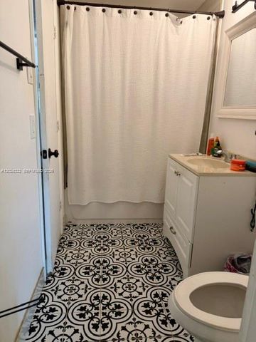 8001 NW 3rd Place, Margate, FL 33063