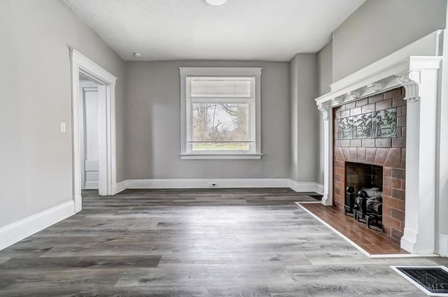 1575 Dixmont Avenue, Cincinnati, OH 45207