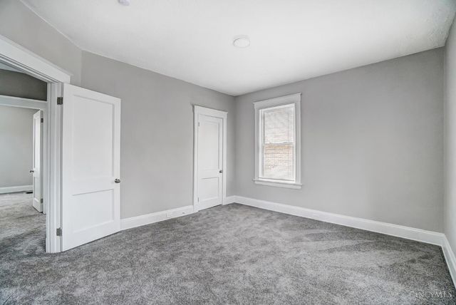1575 Dixmont Avenue, Cincinnati, OH 45207