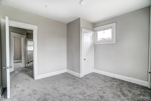 1575 Dixmont Avenue, Cincinnati, OH 45207