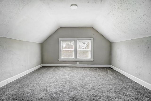 1575 Dixmont Avenue, Cincinnati, OH 45207