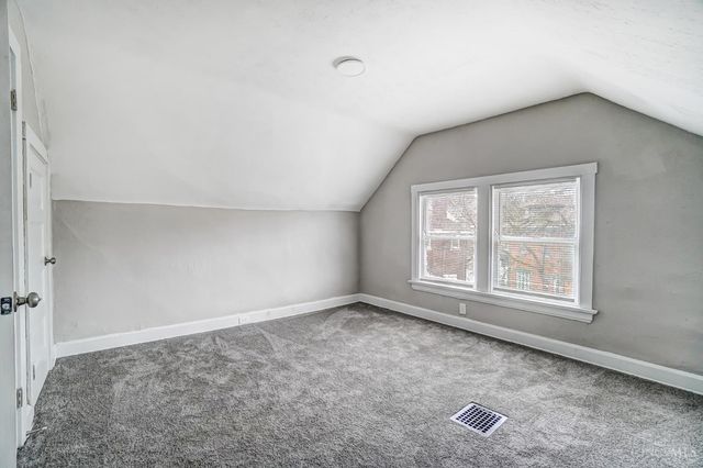 1575 Dixmont Avenue, Cincinnati, OH 45207