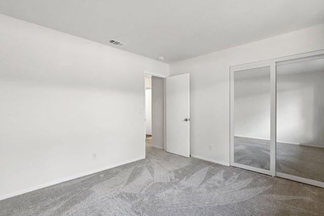 176 Stonybrook Dr, Ione, CA 95640