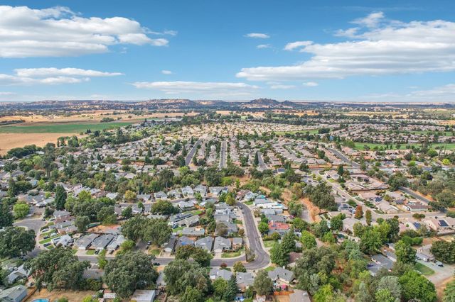 176 Stonybrook Dr, Ione, CA 95640