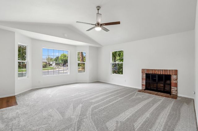 176 Stonybrook Dr, Ione, CA 95640