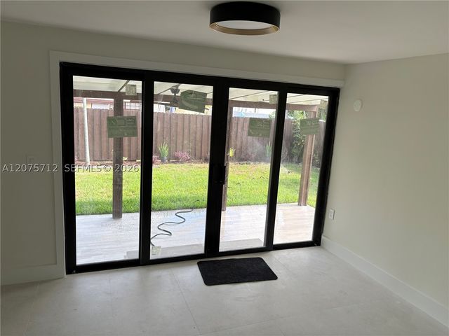 4291 SW 14th St, Miami, FL 33134