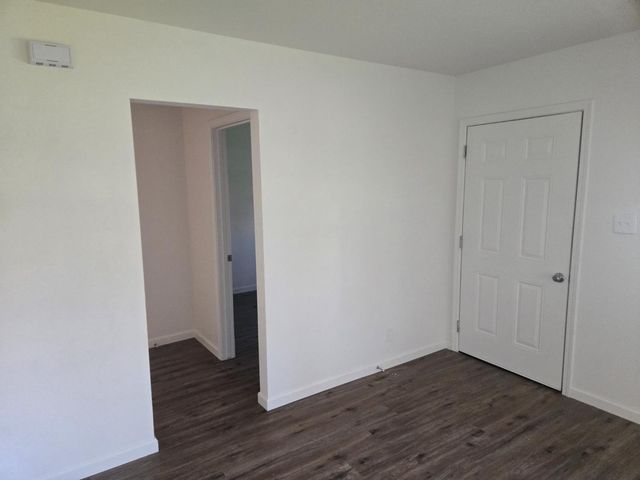 931 Delaware Ave, Los Banos, CA 93635