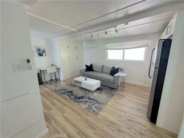 726 Esplanade, Redondo Beach, CA 90277