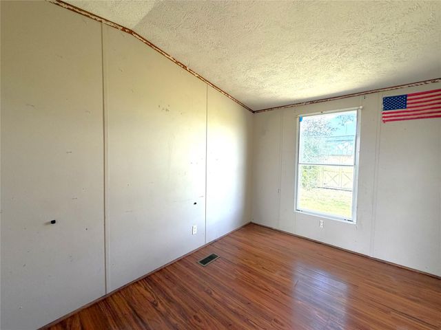178 County Road 3515, Lovelady, TX 75851