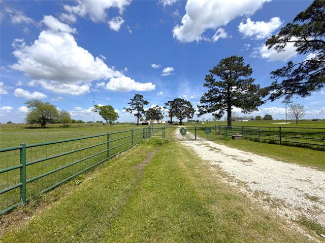 178 County Road 3515, Lovelady, TX 75851