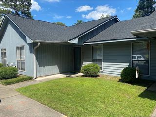 2110 Wexford Oaks Court, Fayetteville, NC 28303