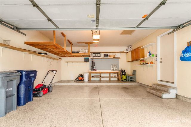 920 Fairfax Court, Elgin, IL 60120