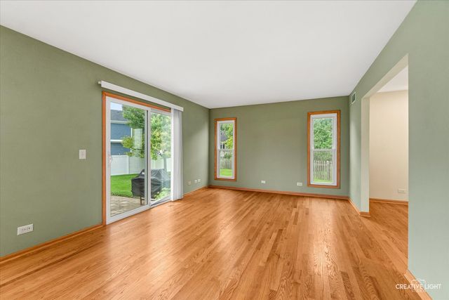 920 Fairfax Court, Elgin, IL 60120