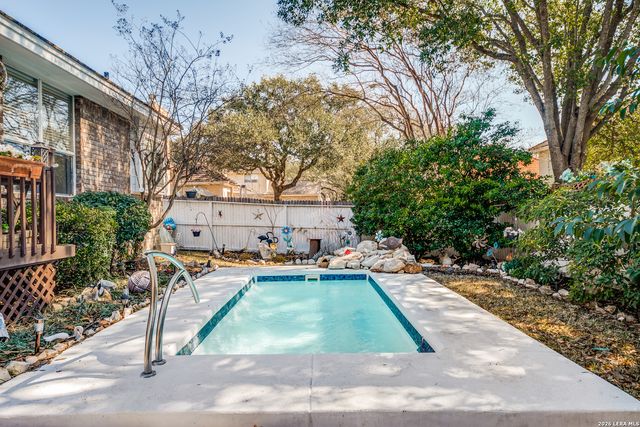 914 Grassy Meadows, San Antonio, TX 78258