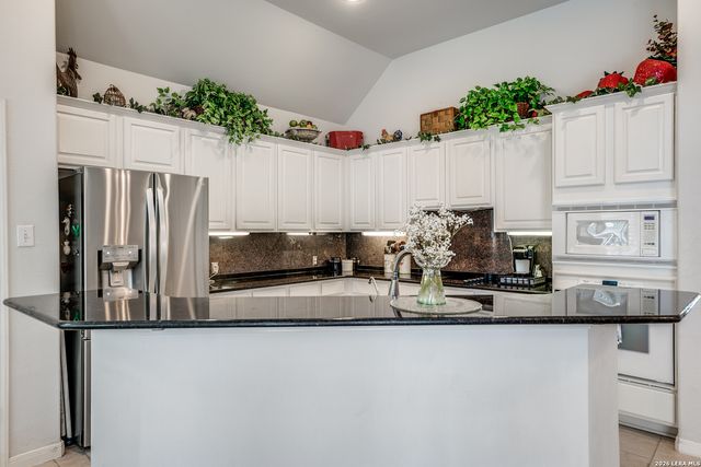 914 Grassy Meadows, San Antonio, TX 78258