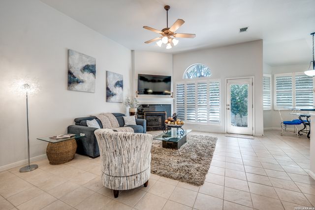 914 Grassy Meadows, San Antonio, TX 78258