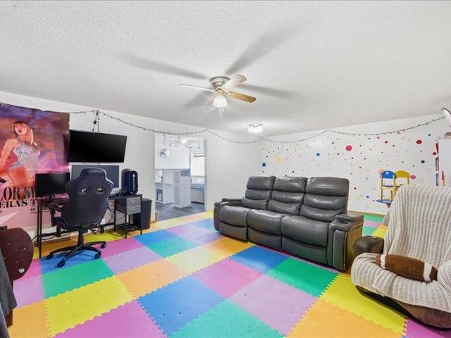 603 Colleen St, Augusta, KS 67010