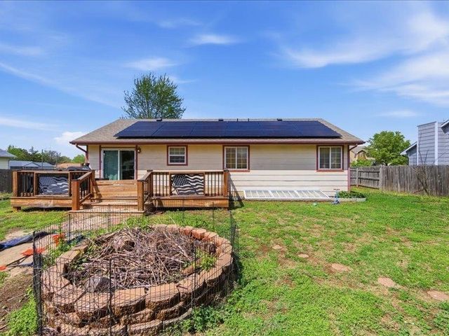 603 Colleen St, Augusta, KS 67010