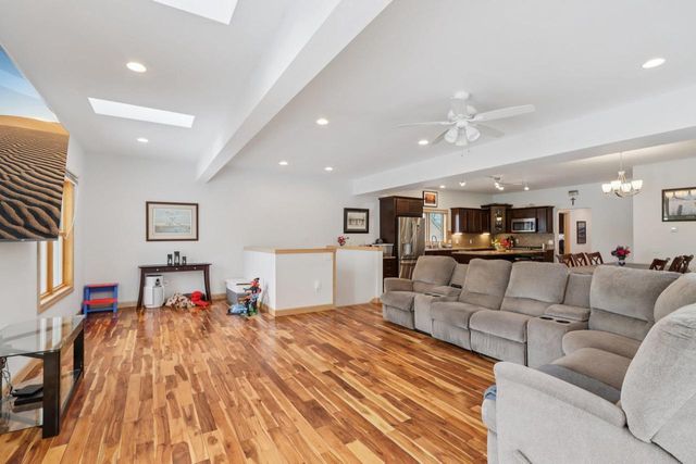 7428 South Avenue, Middleton, WI 53562