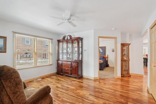 7428 South Avenue, Middleton, WI 53562