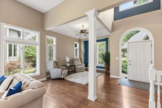 1075 Glen Oaks Drive, West Des Moines, IA 50266