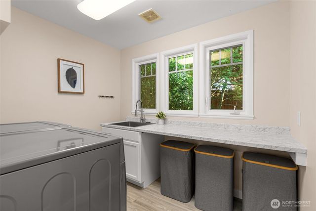 1907 2nd Street, Kirkland, WA 98033