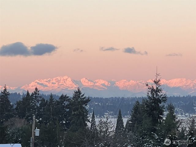 1907 2nd Street, Kirkland, WA 98033