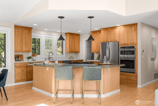 1907 2nd Street, Kirkland, WA 98033