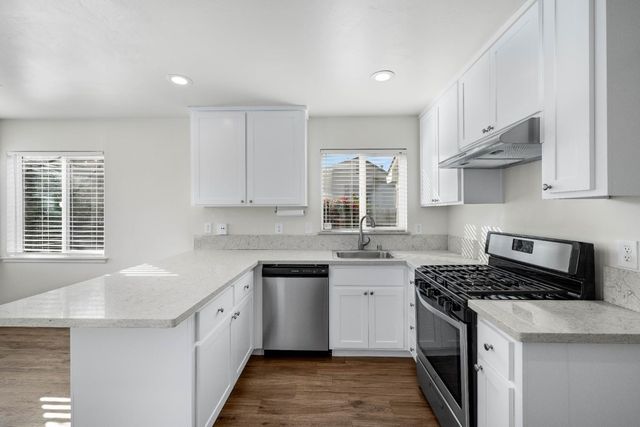 6204 Templeton Dr, Carmichael, CA 95608