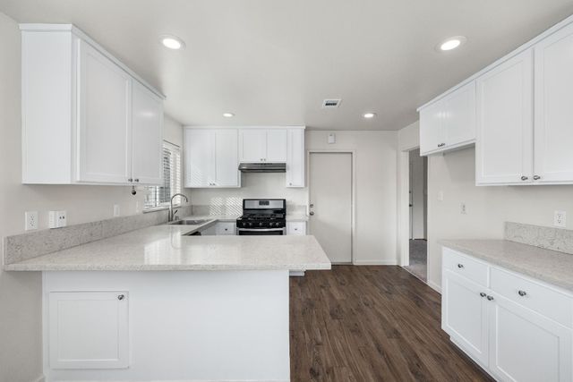 6204 Templeton Dr, Carmichael, CA 95608