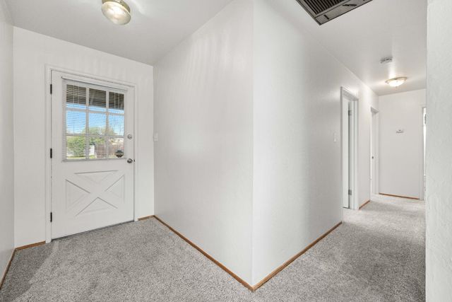 6204 Templeton Dr, Carmichael, CA 95608