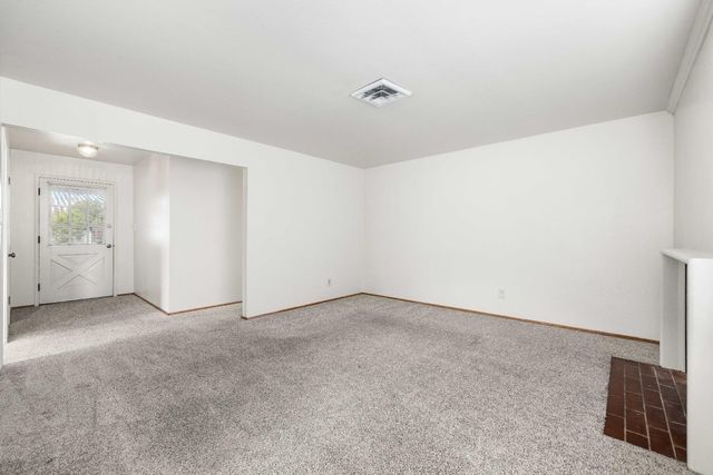 6204 Templeton Dr, Carmichael, CA 95608