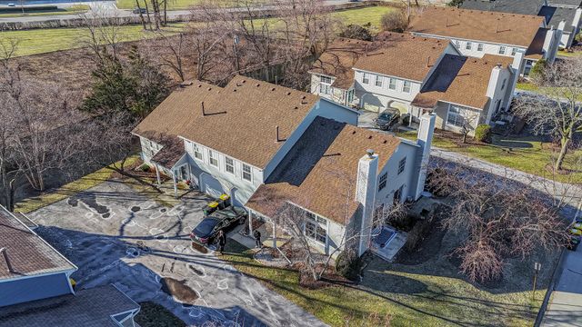 237 Acorn Drive, Streamwood, IL 60107