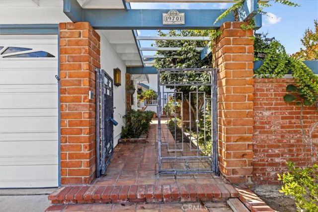 19701 Quiet Bay, Huntington Beach, CA 92648