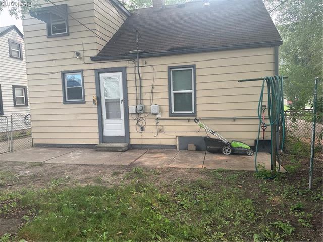 4956 Huron Street, Dearborn Heights, MI 48125