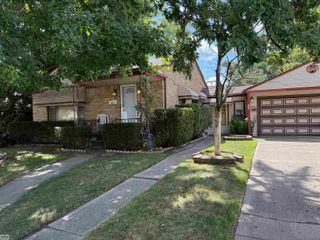 516 E WOODWARD HGTS Boulevard, Hazel Park, MI 48030