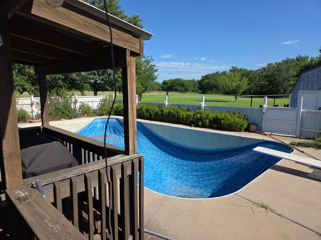27513 State Highway 56, Whitesboro, TX 76273